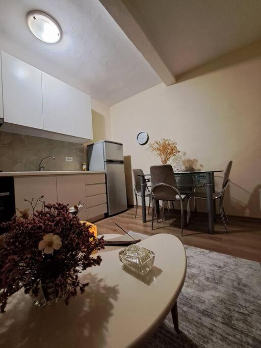 Quiet, Cozy, Luminous Apartment Tirana Exteriér fotografie