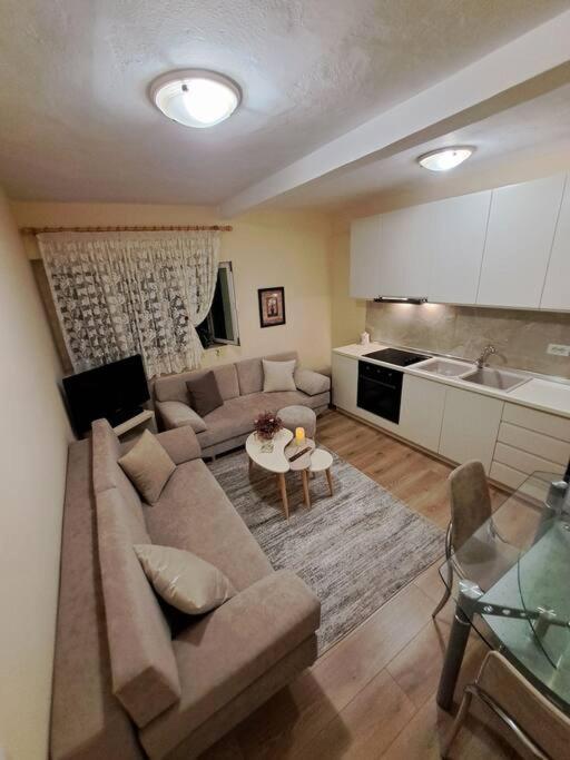 Quiet, Cozy, Luminous Apartment Tirana Exteriér fotografie